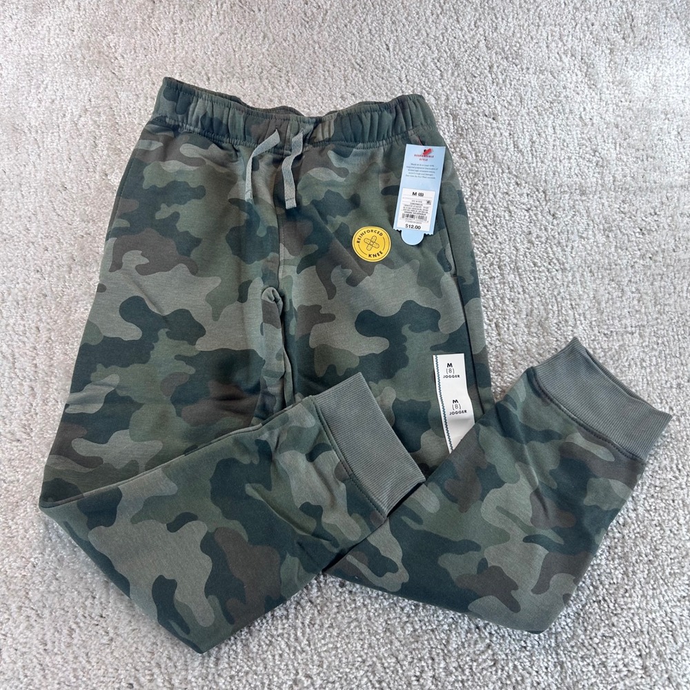 Cat & Jack Kids Camo Reinforced Knee Jogger Pants Green Size M 8 NWT